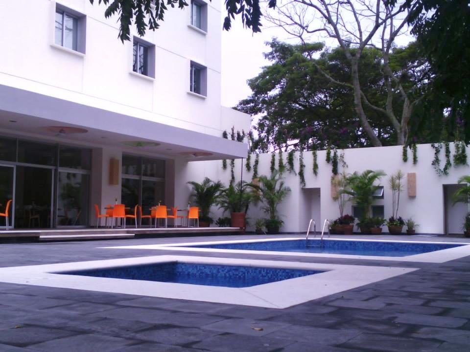Hb Cordoba Hotel Exterior photo